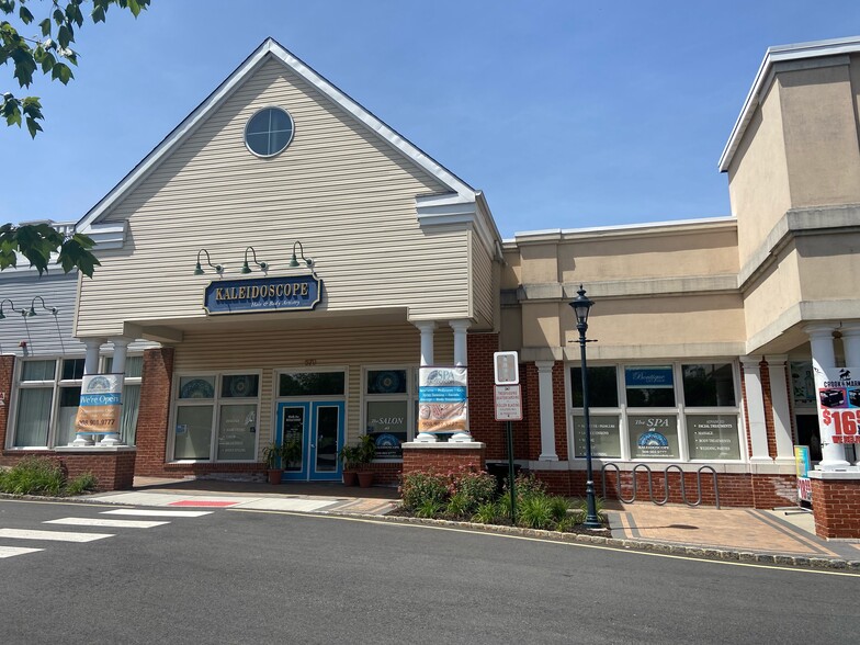 More Photos Of 546-574 Allen Rd, Basking Ridge General Retail For Lease