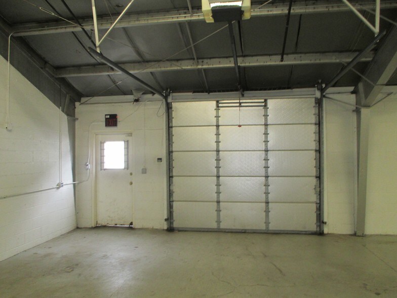 More Photos Of 49-51 Sindle Ave, Little Falls Warehouse For Lease