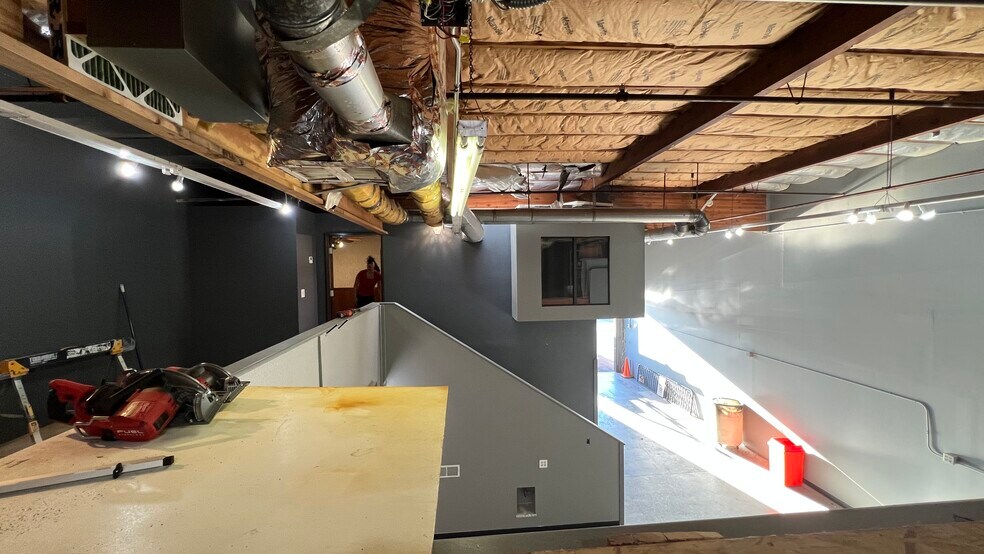 More Photos Of 1848 W 11th St, Upland Warehouse For Lease