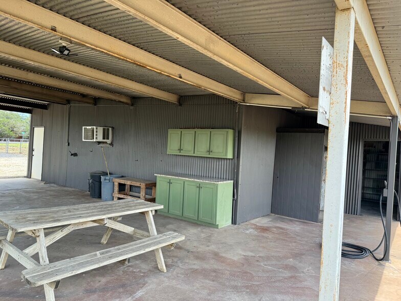 More Photos Of 4510 FM 1102, New Braunfels Office For Lease