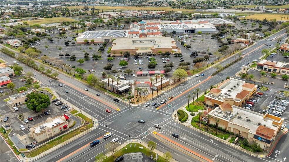 More Photos Of 1697 W Lacey Blvd, Hanford Carwash For Lease
