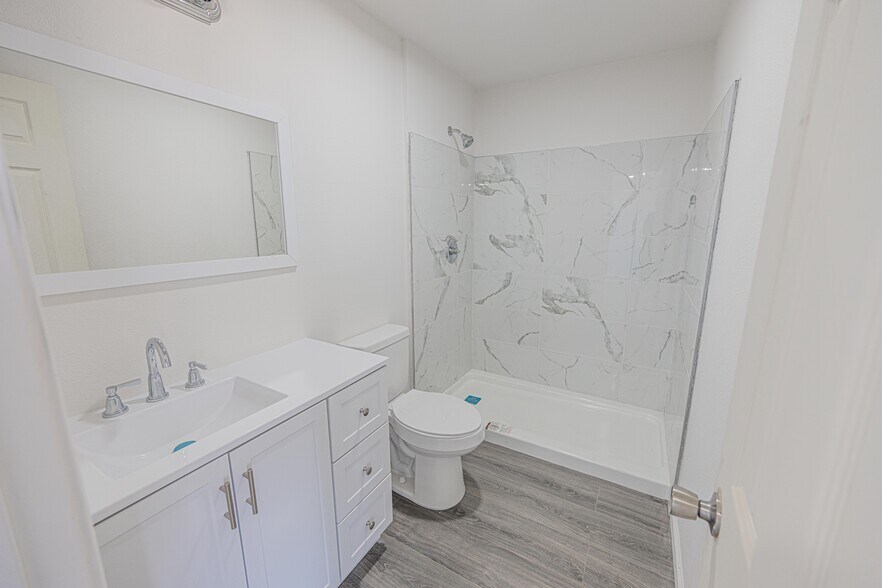More Photos Of 241 Bass St, Odessa Land For Sale