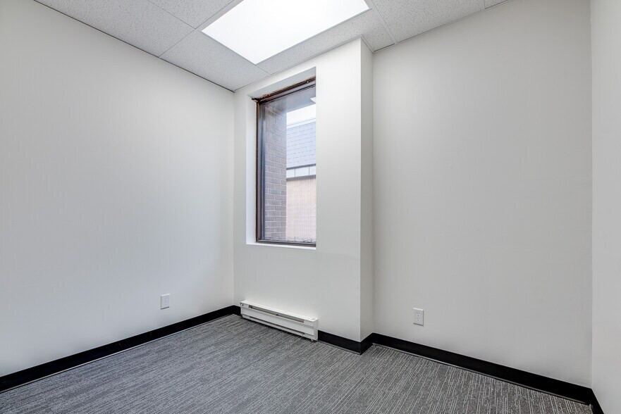 More Photos Of 3328 McCarthy Rd, Ottawa Medical For Lease
