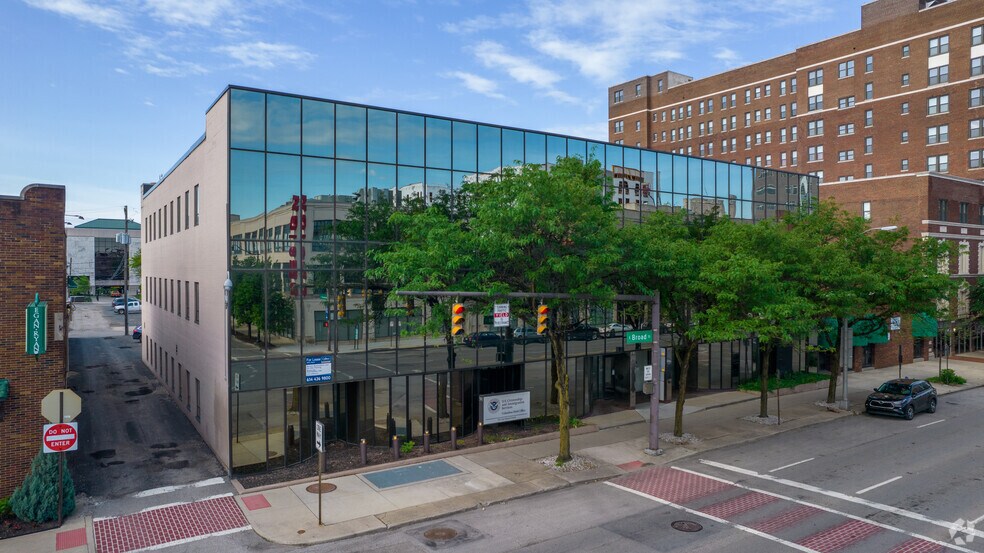 Primary Photo Of 395 E Broad St, Columbus Office For Sale