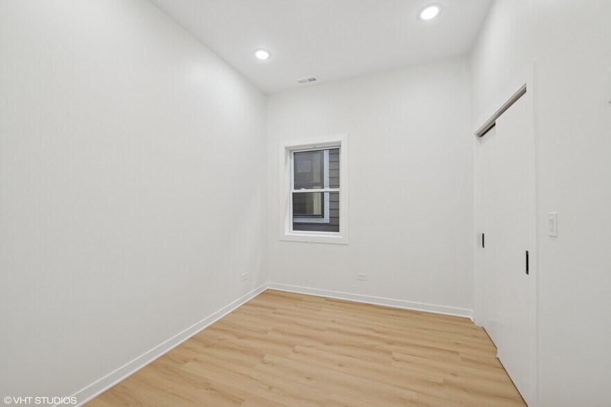 More Photos Of 3616 W Polk St, Chicago Apartments For Sale