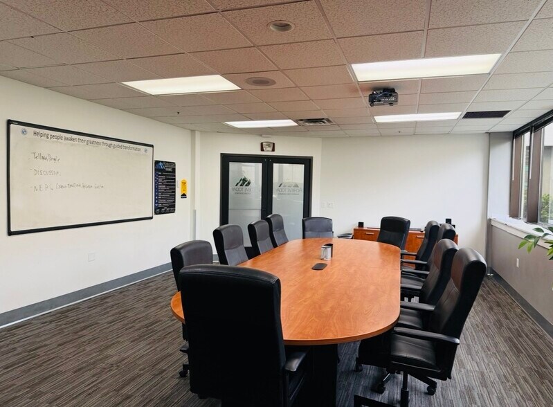 More Photos Of 701-799 E Timpanogos Pky, Orem Office For Lease