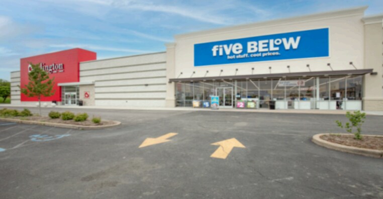 More Photos Of 10895 W Florissant Ave, Saint Louis Freestanding For Lease
