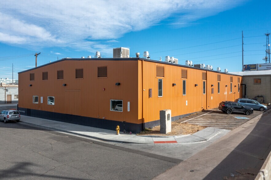 More Photos Of 800 Vallejo St, Denver Warehouse For Lease