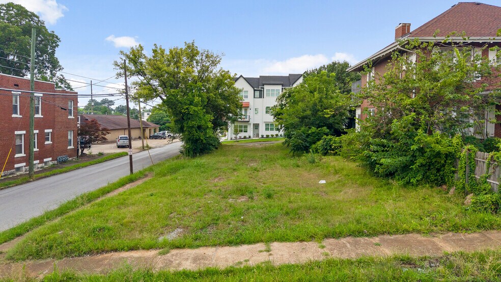 More Photos Of 1030 Oak St, Chattanooga Land For Sale