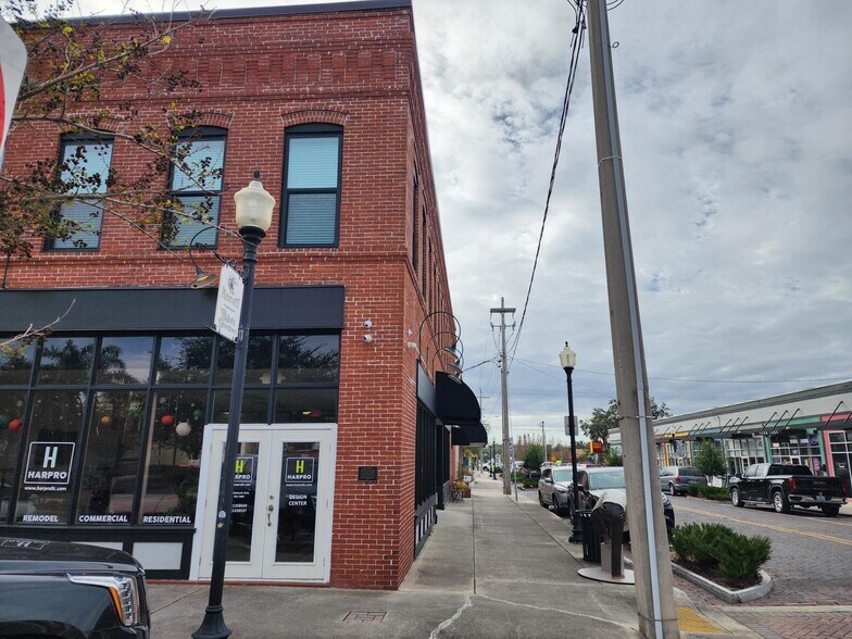 More Photos Of 102 S Evers St, Plant City General Retail For Sale
