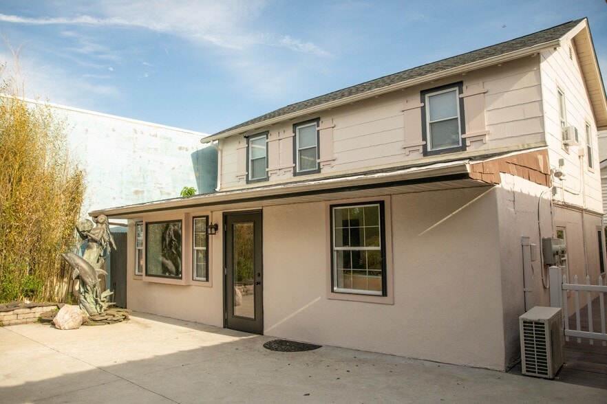More Photos Of 46 Baltimore Ave, Rehoboth Beach Storefront Retail Office For Lease