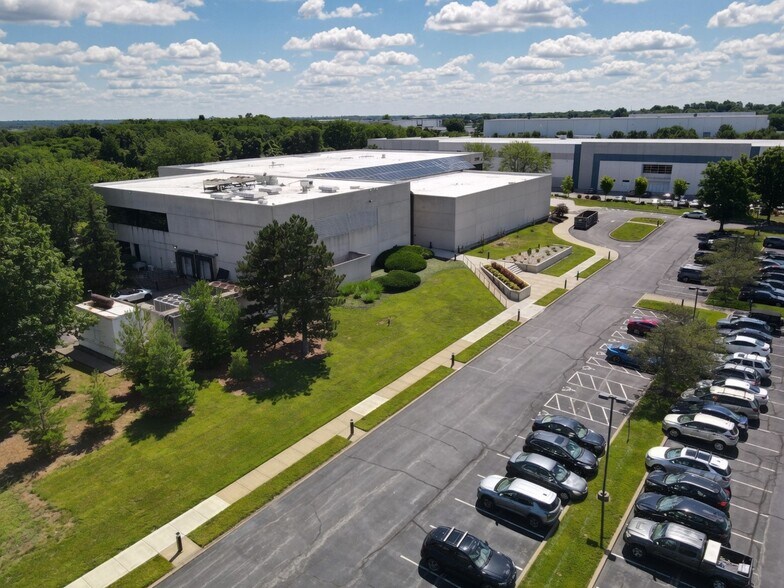 More Photos Of 2300 Litton Ln, Hebron Office Residential For Lease