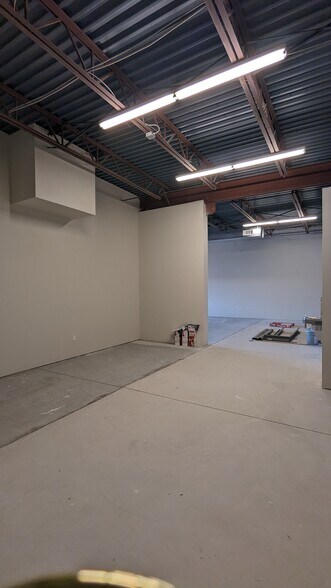 More Photos Of 7055 Lexington Dr, Colorado Springs General Retail For Lease