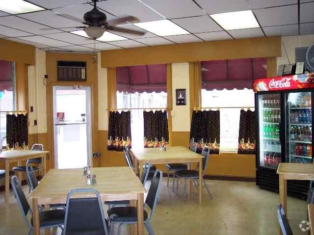 More Photos Of 89 Church St, Canajoharie Storefront Retail Residential For Lease