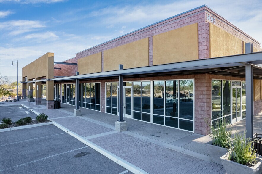 More Photos Of 1495 E Tucson Marketplace Blvd, Tucson General Retail For Lease