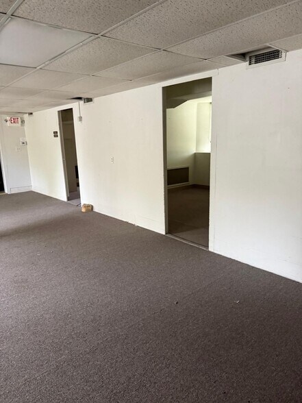 More Photos Of 15109 S Dillman St, Plainfield Religious Facility For Sale