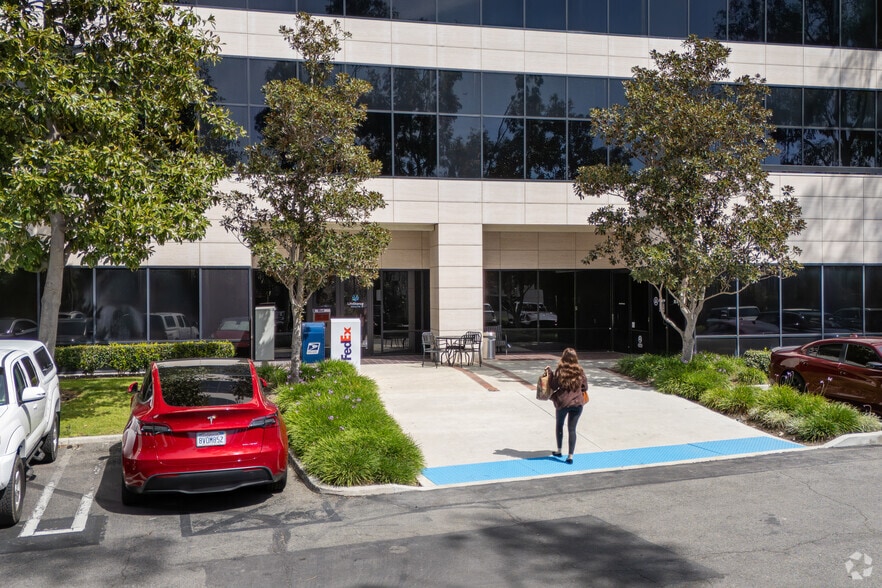 More Photos Of 27401 Los Altos, Mission Viejo Medical For Lease