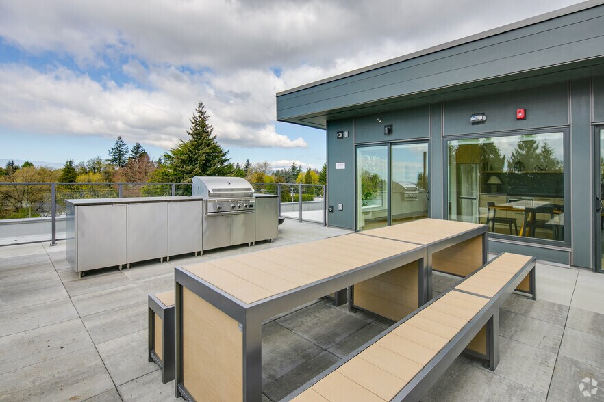 More Photos Of 5828 Granville St, Vancouver Apartments For Sale