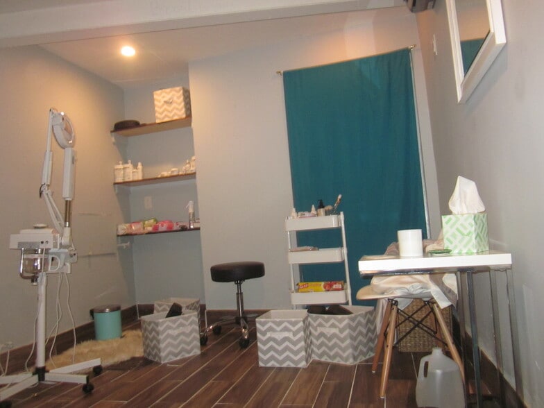 More Photos Of 102 S 6th St, Brooklyn Office For Lease