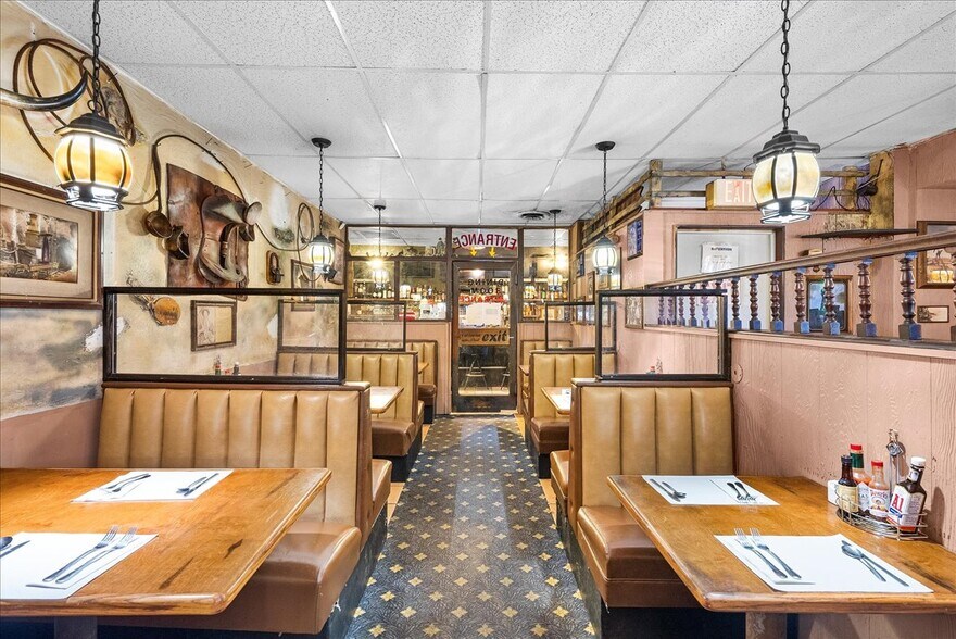 More Photos Of 2400 E 7th St, Long Beach Restaurant For Sale