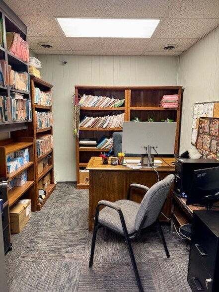 More Photos Of 224 N Main St, Spring Lake Medical For Sale