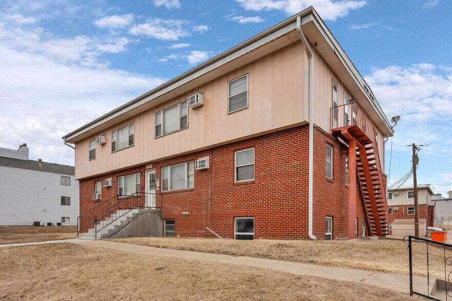 More Photos Of , Topeka Multifamily For Sale