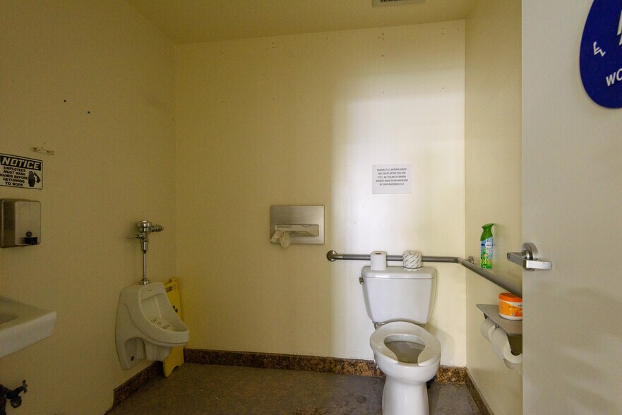 More Photos Of 4071 18th St, San Francisco Storefront Retail Residential For Sale