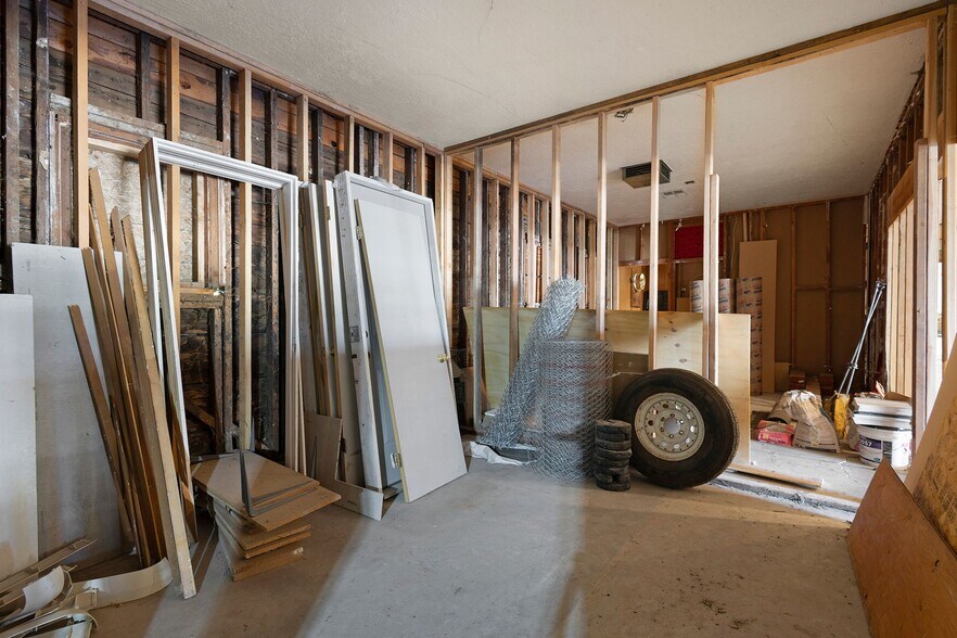 More Photos Of 128 S Colusa St, Willows Specialty For Lease