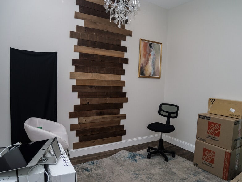 More Photos Of 86-88 Broad St, Red Bank Storefront Retail Office For Lease