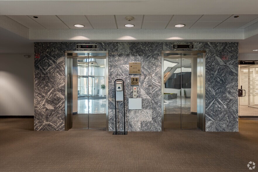 More Photos Of 2400 Corporate Exchange Dr, Columbus Office For Lease