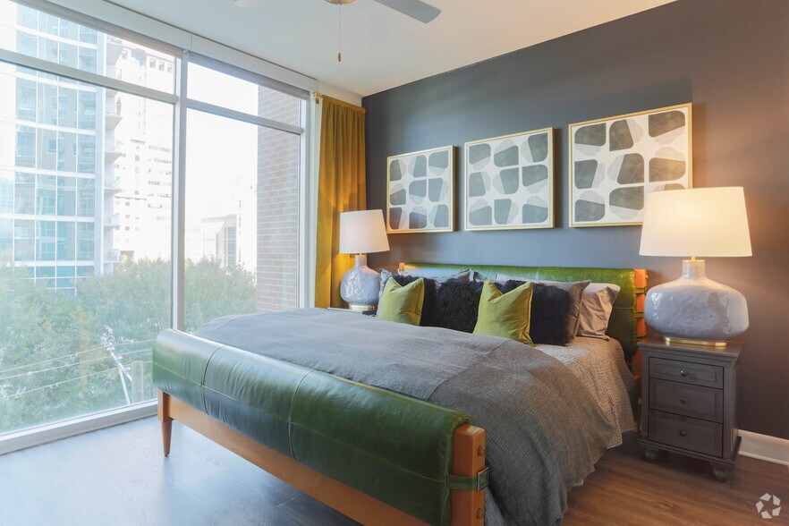More Photos Of 880 W Peachtree St NW, Atlanta Apartments For Lease