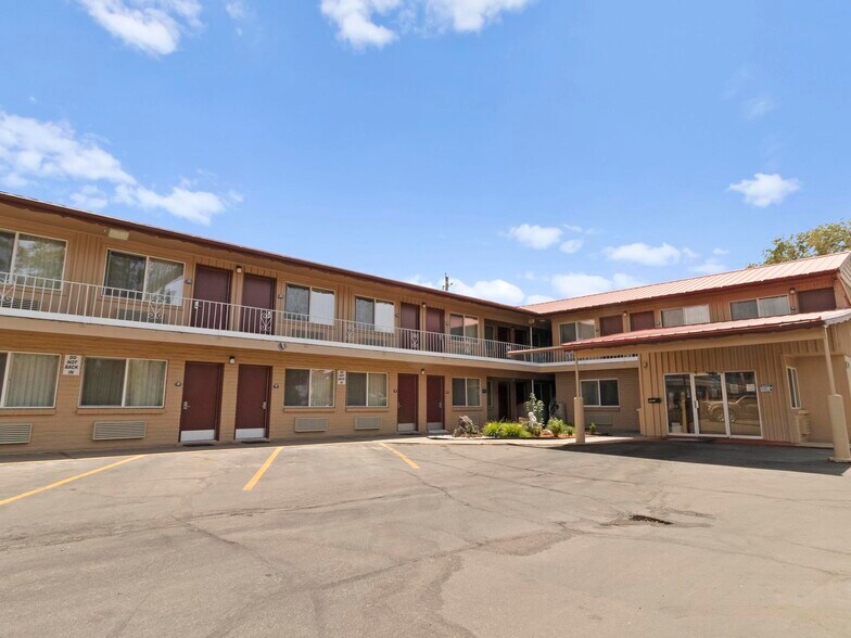 More Photos Of 1500 Idaho St, Elko Hotel For Sale