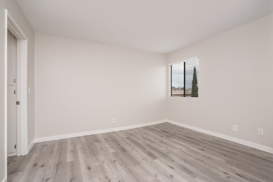 More Photos Of 1225 W 166th St, Gardena Apartments For Sale