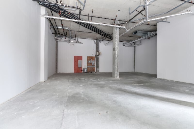 More Photos Of 225 Rue Young, Montréal Apartments For Lease