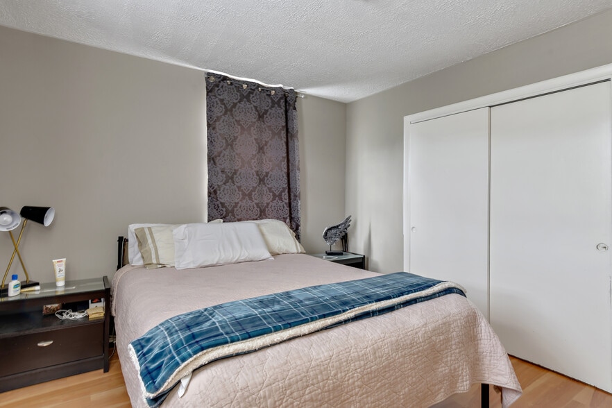 More Photos Of 180 Madison Ave, Port Chester Office For Sale