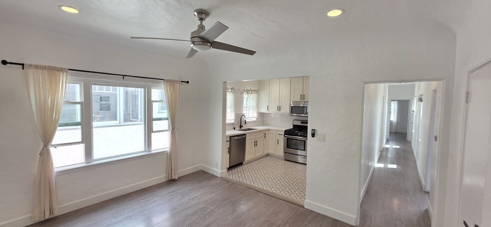 More Photos Of 1032 S Orange Dr, Los Angeles Apartments For Sale