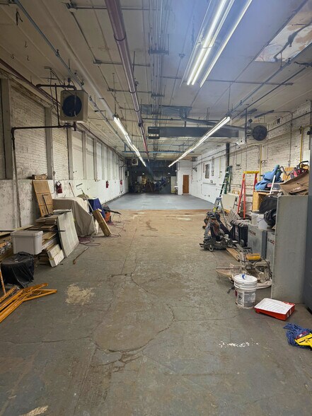 More Photos Of 1056 Washington Ave, Bronx Service For Lease