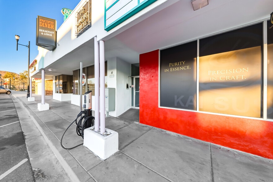 More Photos Of 10-18 W Pacific Ave, Henderson Storefront Retail Office For Sale