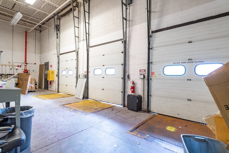 More Photos Of 575 West St, Mansfield Light Distribution For Lease