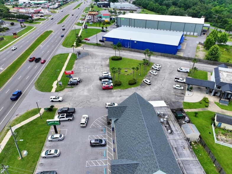 More Photos Of 6911 Pensacola Blvd, Pensacola Land For Lease