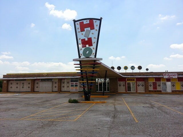 Primary Photo Of 2315 W Jefferson St, Grand Prairie Freestanding For Lease