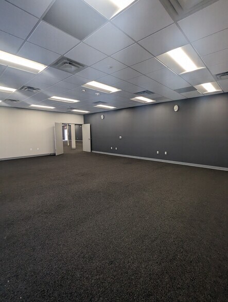 More Photos Of 2780 W Picacho Ave, Las Cruces General Retail For Lease