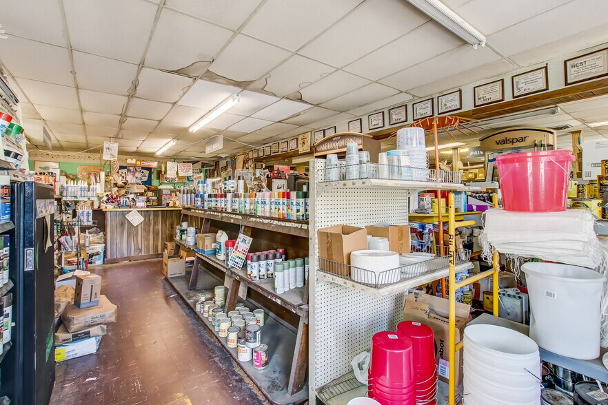 More Photos Of 516 Ash St, Fernandina Beach Freestanding For Sale