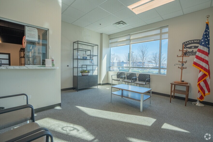 More Photos Of 7851 W 185th St, Tinley Park Unknown For Lease