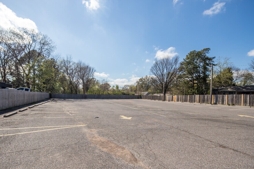 More Photos Of 1226 Main St, Southaven Restaurant For Sale