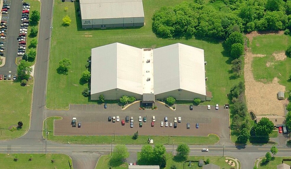 Primary Photo Of 451 California Rd, Quakertown Sports And Entertainment For Lease