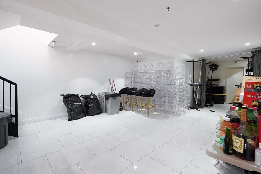 More Photos Of 577 Lafayette Ave, Brooklyn Storefront Retail Residential For Lease