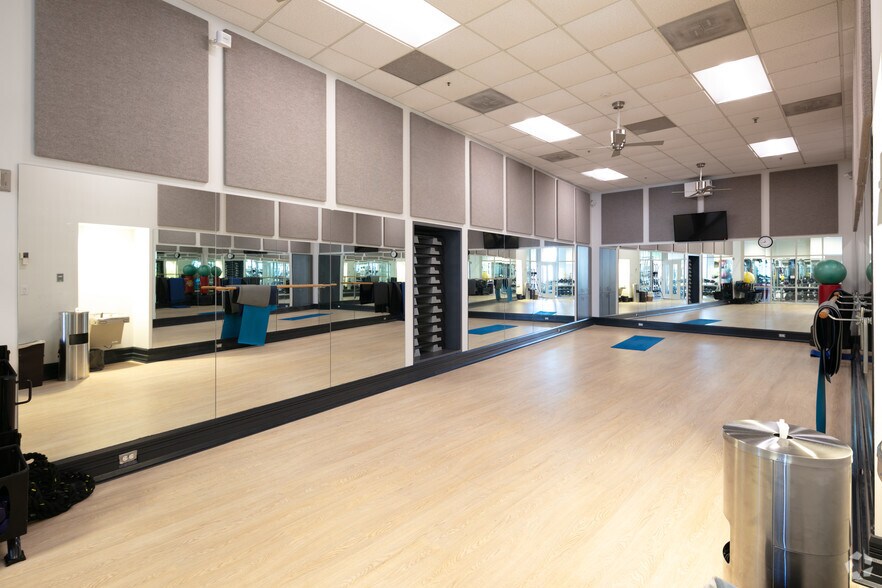 More Photos Of 3424 Peachtree Rd NE, Atlanta Office For Lease