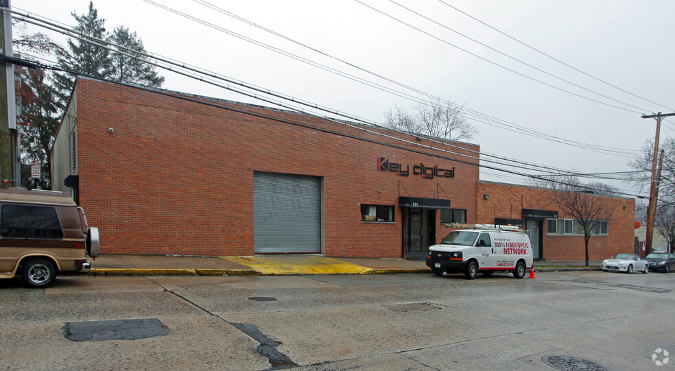 Primary Photo Of 521 E 3rd St, Mount Vernon Manufacturing For Sale