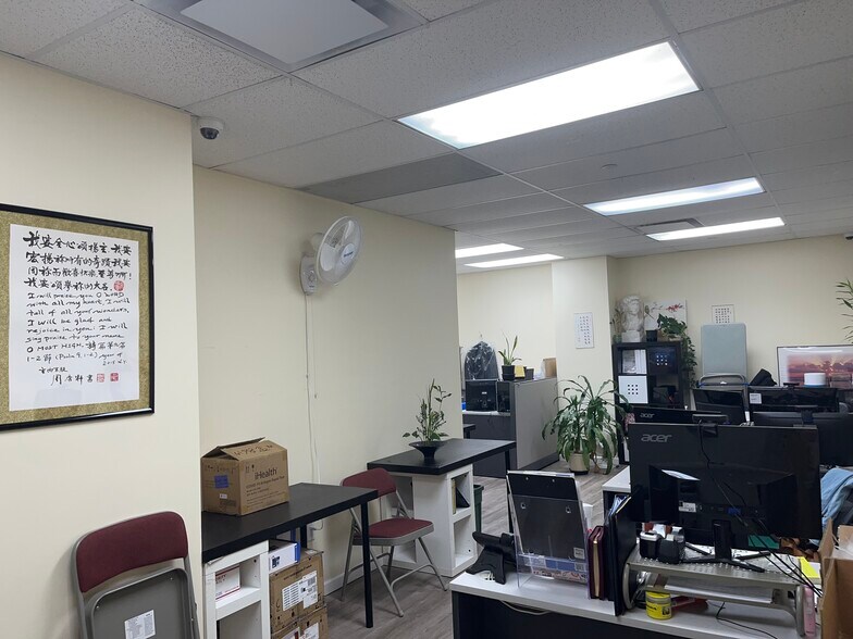 More Photos Of 42-35 Main St, Flushing Apartments For Sale